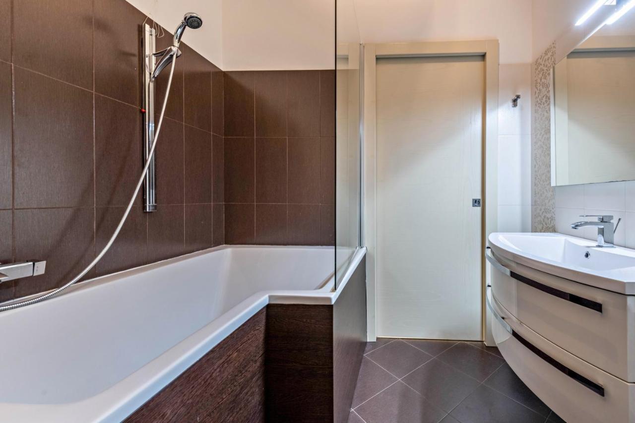 Residence Virgilio Green Toscolano Maderno Buitenkant foto